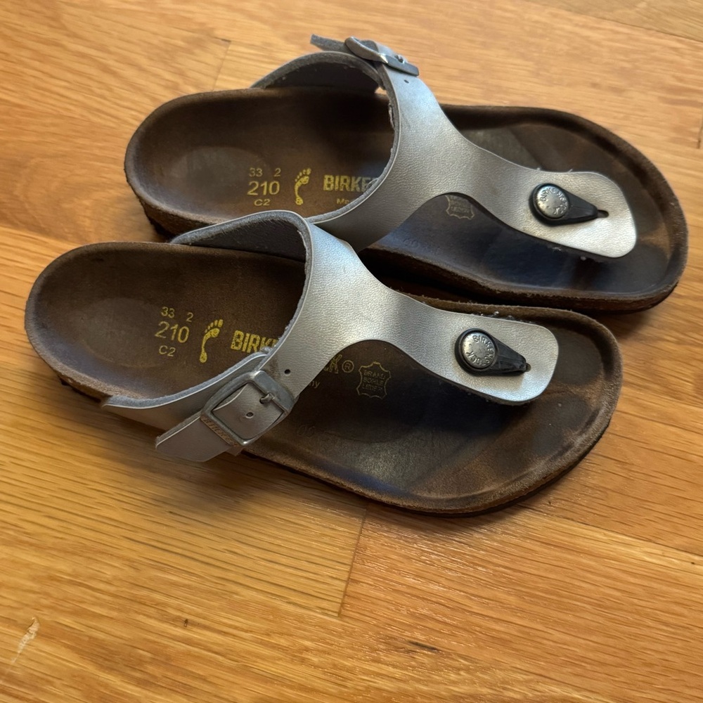 Birkenstock silver gizeh Sandals with Anatomical Footbed